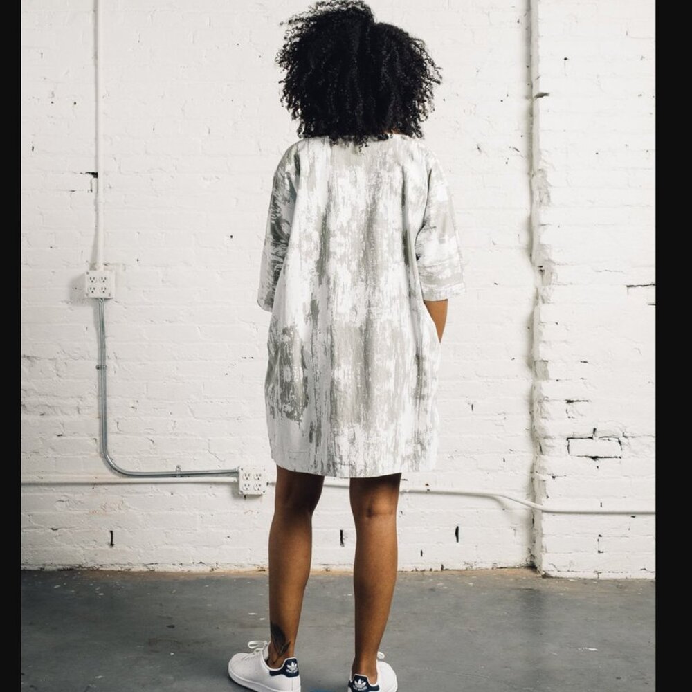 Gray Abstract Mini Dress - Picture 6 of 11